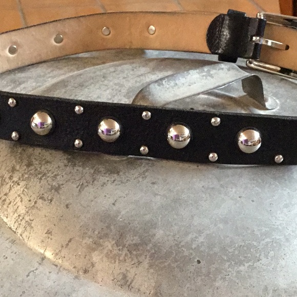 NWOT Streets Ahead Black Leather Belt - Picture 2 of 6